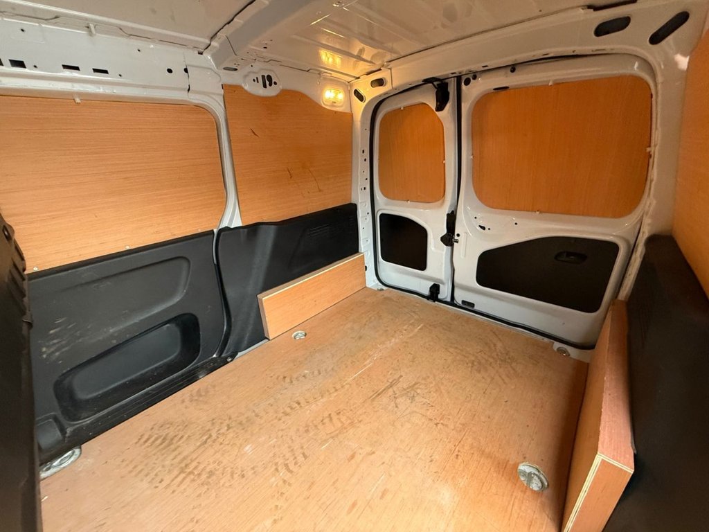 Used Peugeot Partner 2024 for sale - 77920303: Photo 12