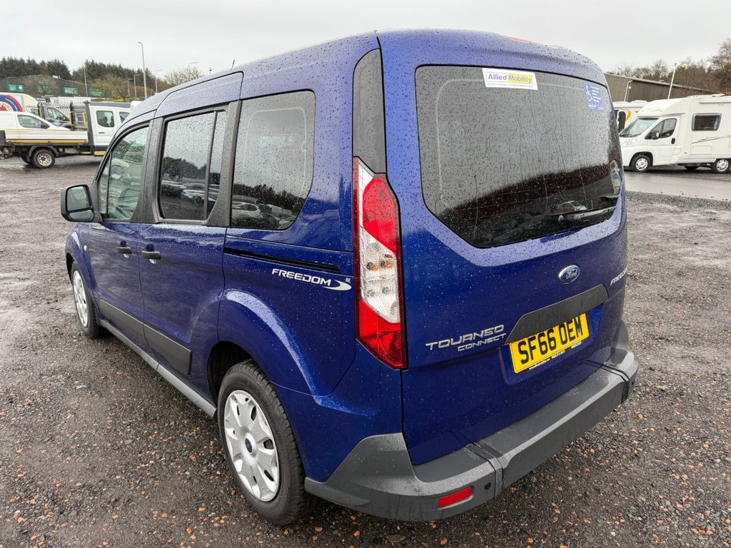 Used Ford Tourneo Connect 2016 for sale - 77621796: Photo 5