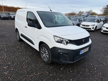 Used Peugeot Partner 2020 for sale - 76469664: Photo