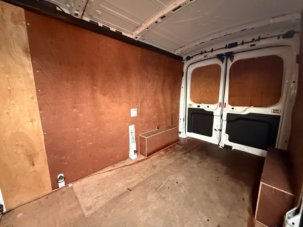 Used Ford Transit 2020 for sale - 76923184: Photo 11