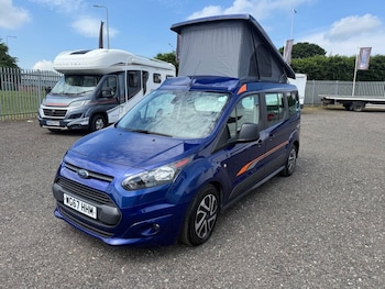 Used Ford Grand Tourneo Connect 2017 for sale - 78986130: Photo