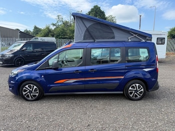 Used Ford Grand Tourneo Connect 2017 for sale - 78986130: Photo
