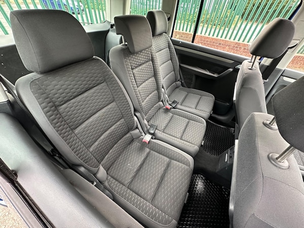 Used Volkswagen Touran 2007 for sale - 76295069: Photo 11