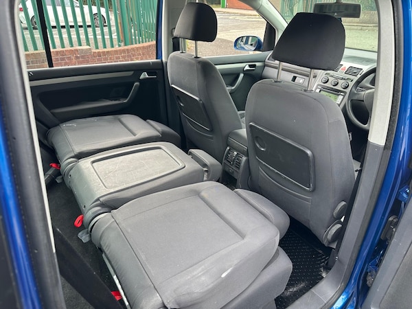 Used Volkswagen Touran 2007 for sale - 76295069: Photo 21