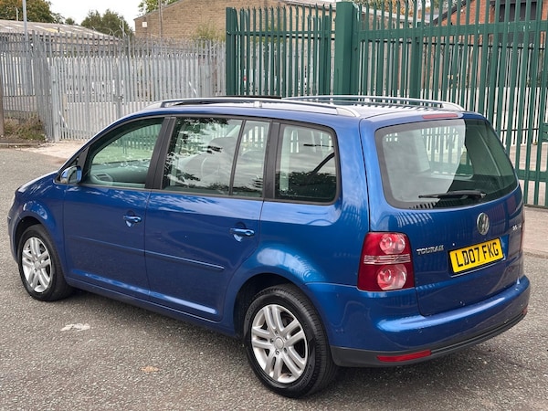 Used Volkswagen Touran 2007 for sale - 76295069: Photo 8
