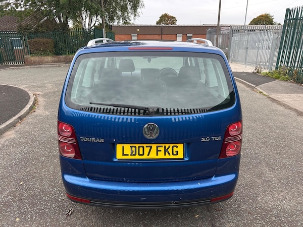 Used Volkswagen Touran 2007 for sale - 76295069: Photo 9