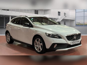 Used Volvo V40 Cross Country 2013 for sale - 76433377: Photo