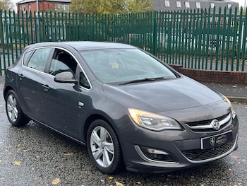 Used Vauxhall Astra 2013 for sale - 76440316: Photo