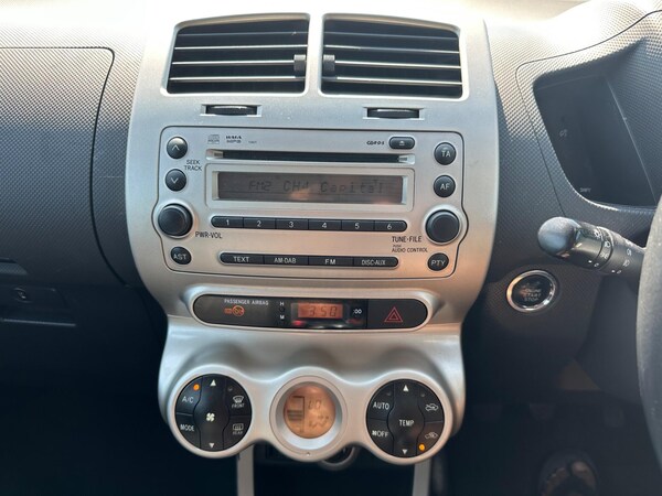 Used Toyota Urbancruiser 2009 for sale - 76295427: Photo 24