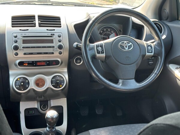 Used Toyota Urbancruiser 2009 for sale - 76295427: Photo 30
