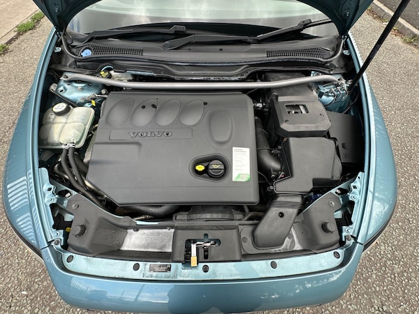 Used Volvo S40 2009 for sale - 76294841: Photo 14