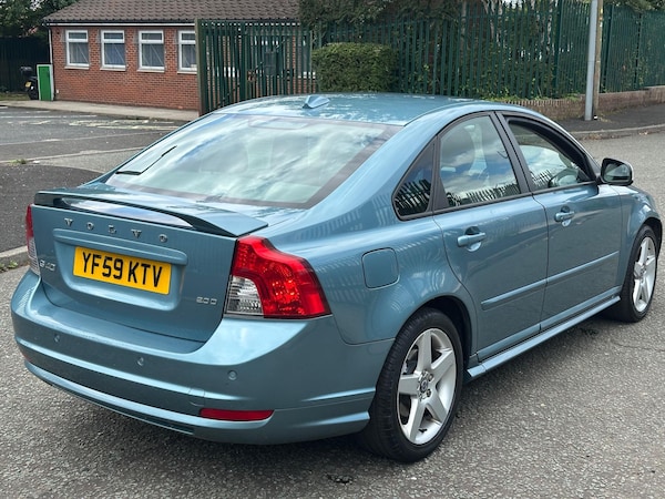 Used Volvo S40 2009 for sale - 76294841: Photo 4