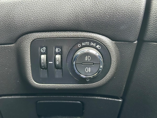 Used Vauxhall Zafira Tourer 2014 for sale - 76295247: Photo 13