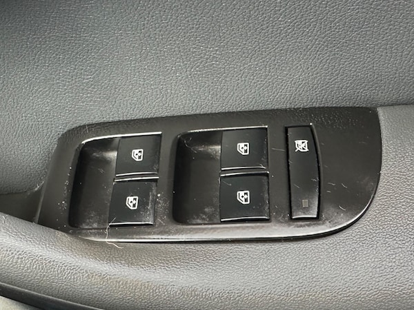 Used Vauxhall Zafira Tourer 2014 for sale - 76295247: Photo 14