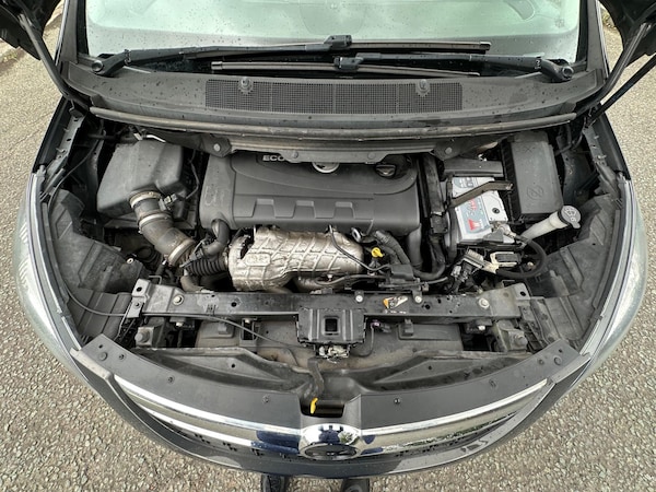 Used Vauxhall Zafira Tourer 2014 for sale - 76295247: Photo 21