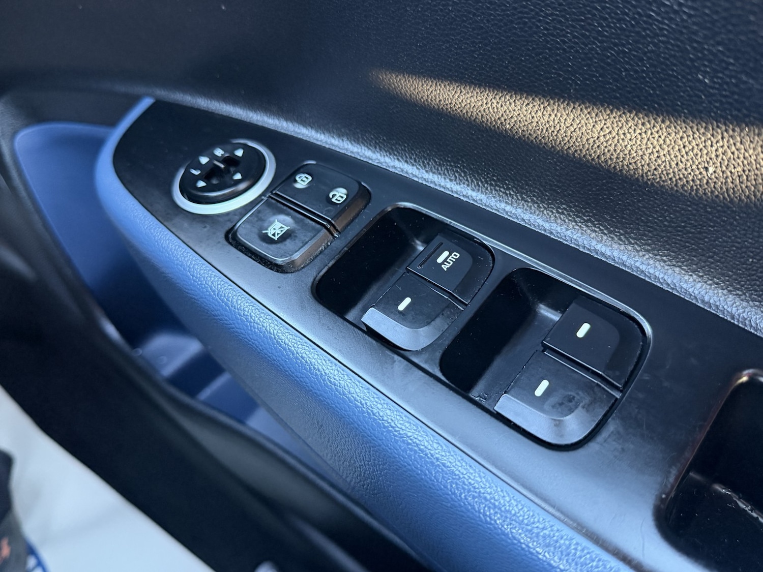 Used Hyundai i10 2016 for sale - 78018396: Photo 28