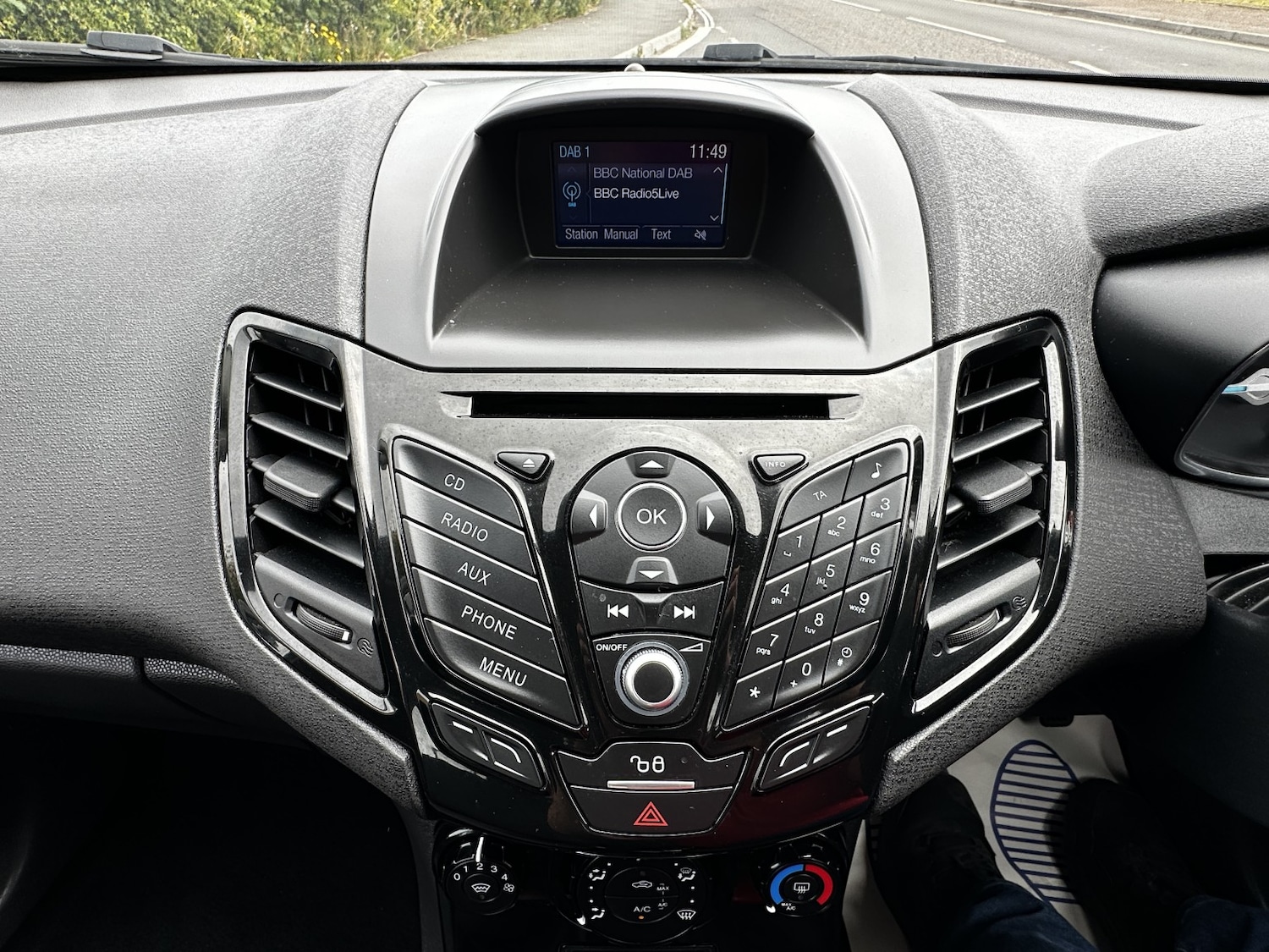 Used Ford Fiesta 2017 for sale - 76877582: Photo 27