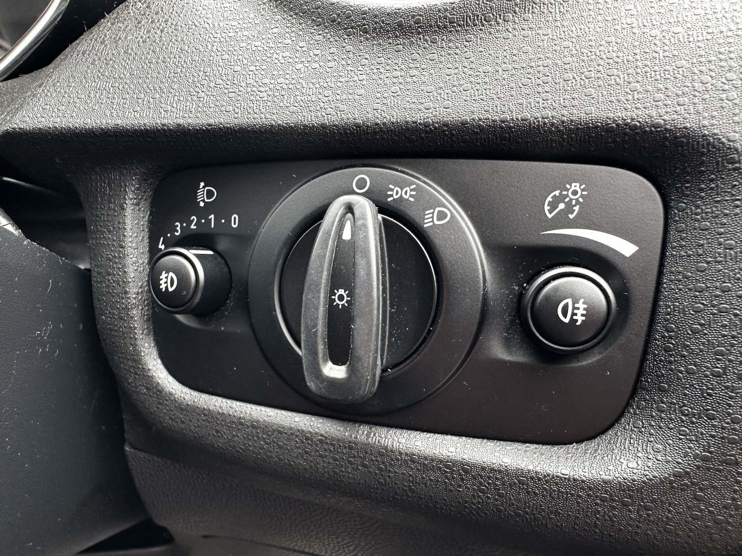 Used Ford Fiesta 2017 for sale - 76877582: Photo 31