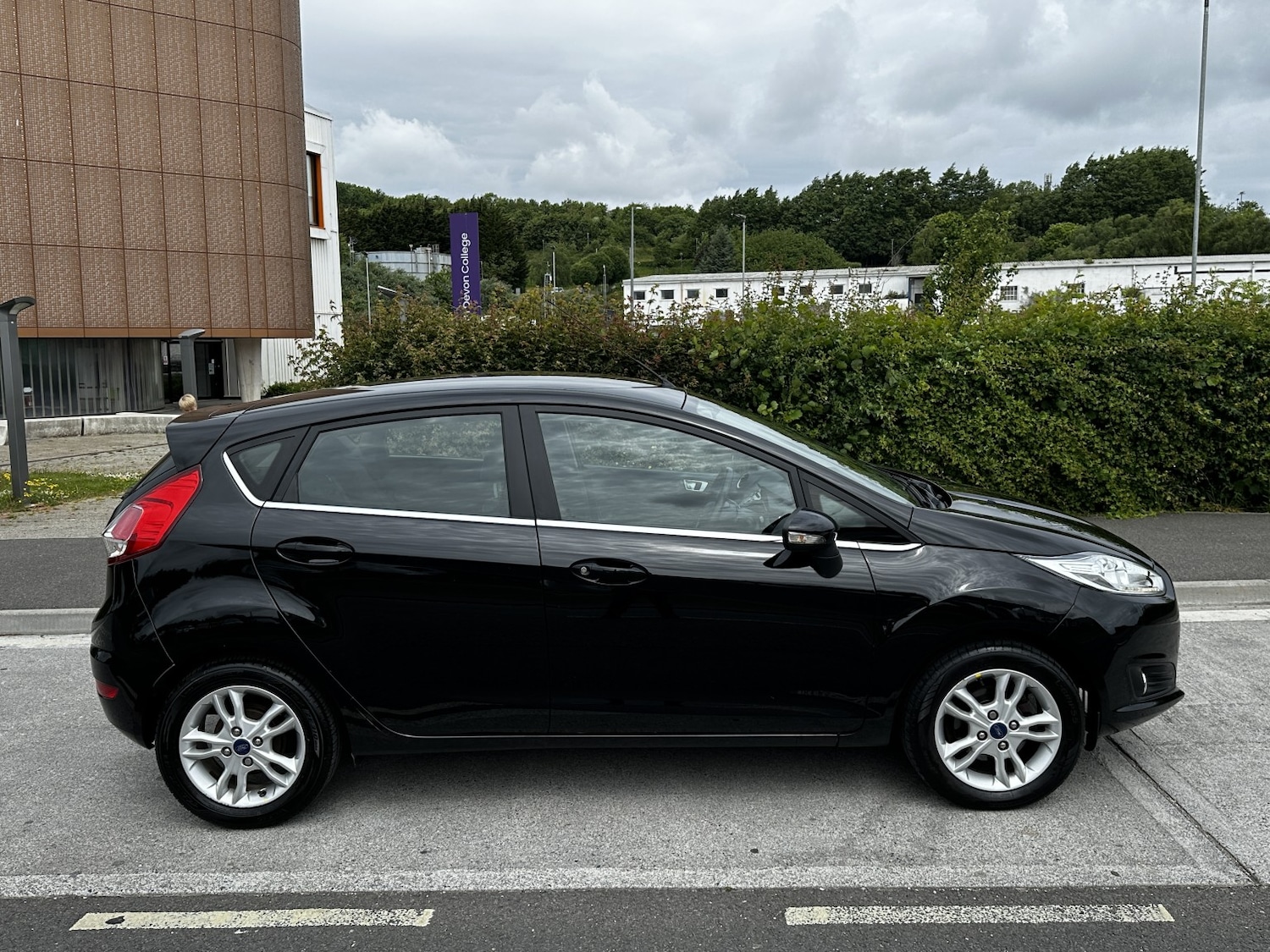 Used Ford Fiesta 2017 for sale - 76877582: Photo 5