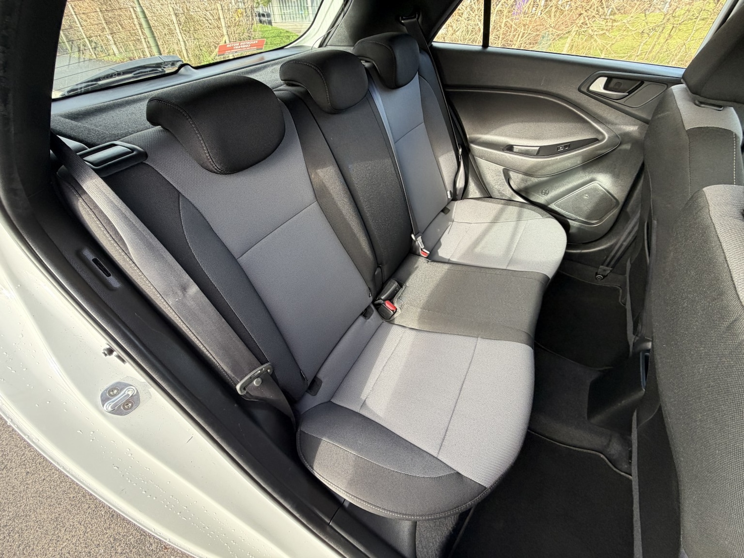 Used Hyundai i20 2018 for sale - 77140733: Photo 21