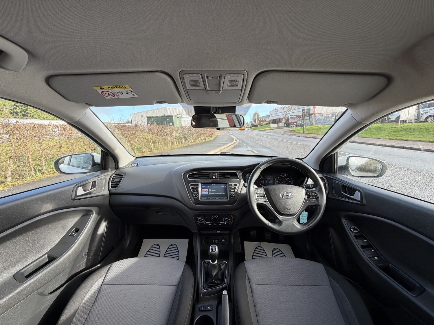 Used Hyundai i20 2018 for sale - 77140733: Photo 23