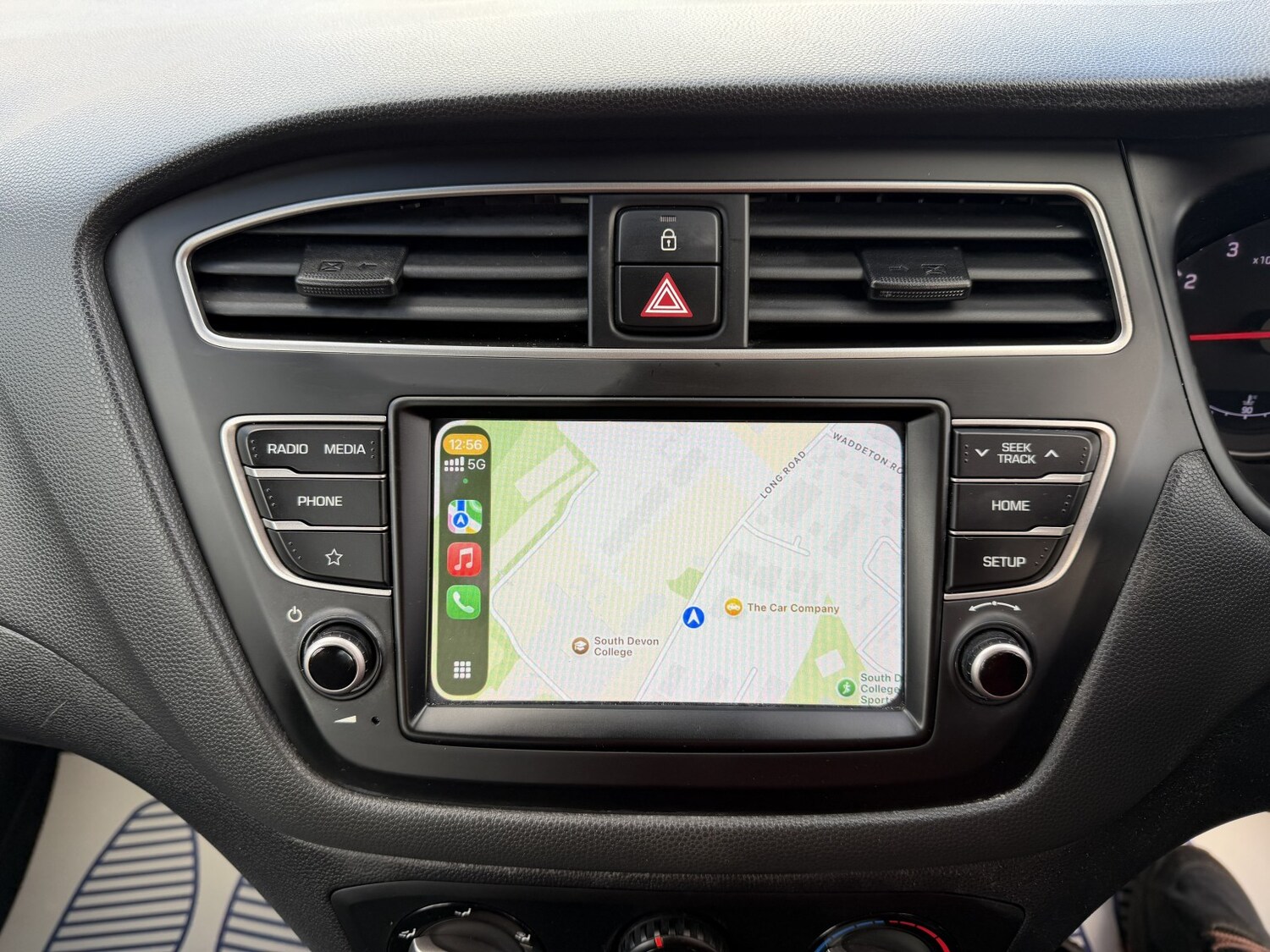 Used Hyundai i20 2018 for sale - 77140733: Photo 35