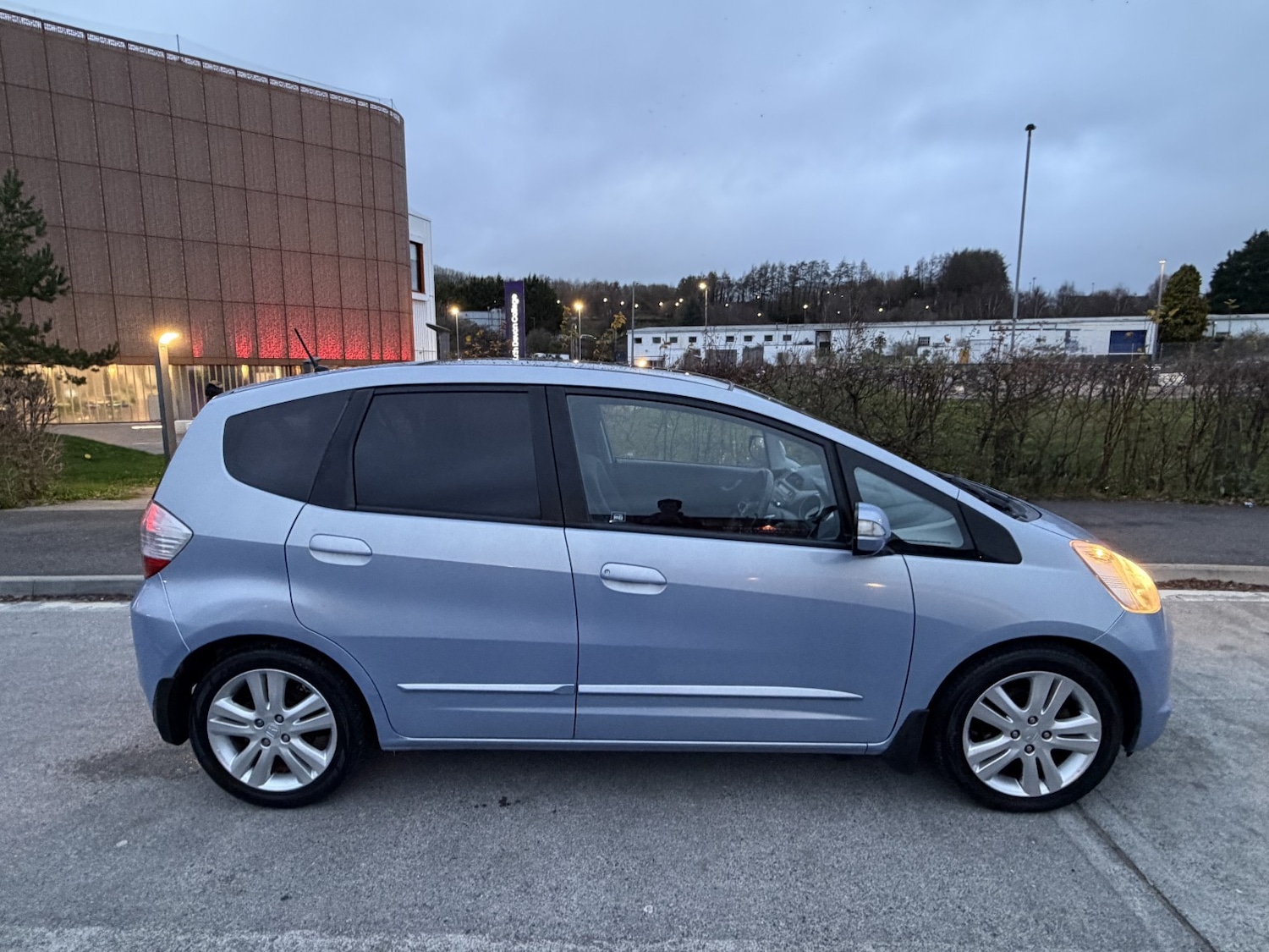 Used Honda Jazz 2009 for sale - 76896901: Photo 5