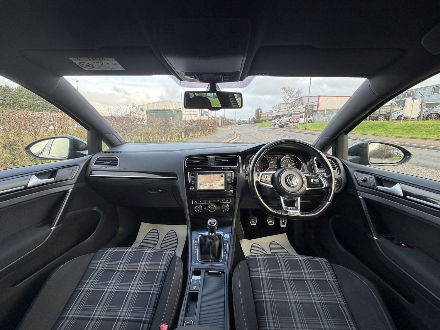 Used Volkswagen Golf 2015 for sale - 77096927: Photo 25