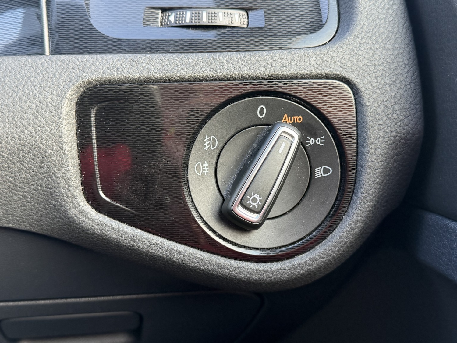 Used Volkswagen Golf 2015 for sale - 77096927: Photo 28