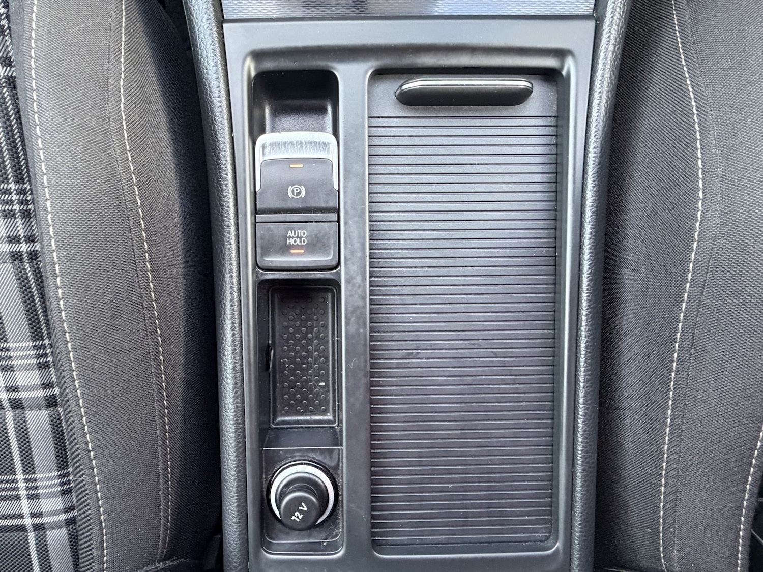 Used Volkswagen Golf 2015 for sale - 77096927: Photo 35