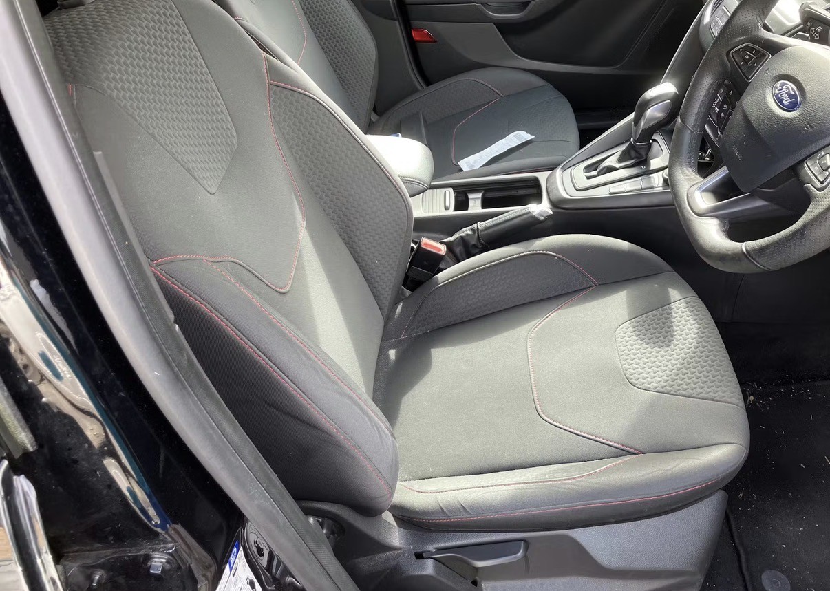 Used Ford Focus 2017 for sale - 77709074: Photo 6