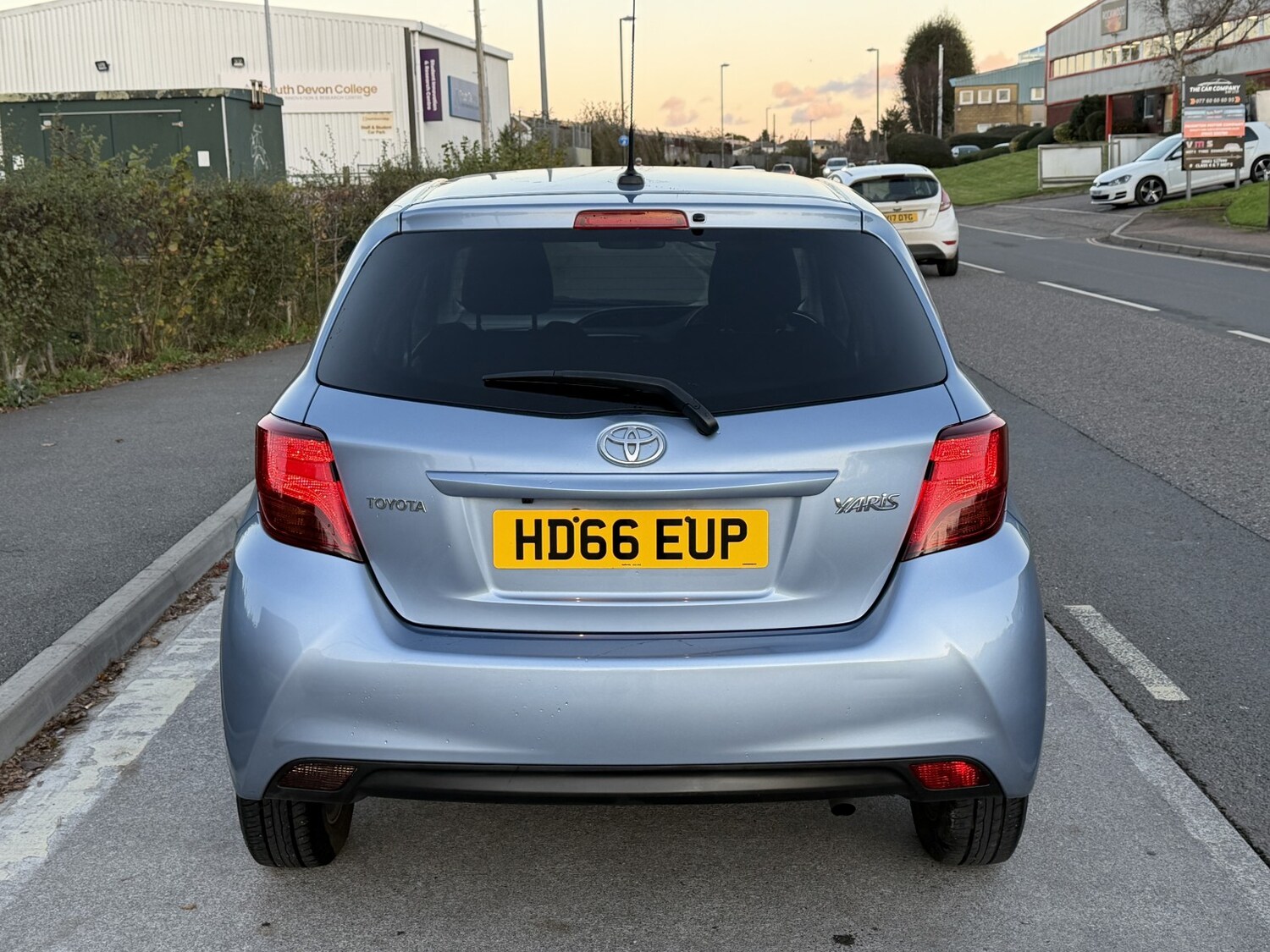 Used Toyota Yaris 2016 for sale - 76618683: Photo 11