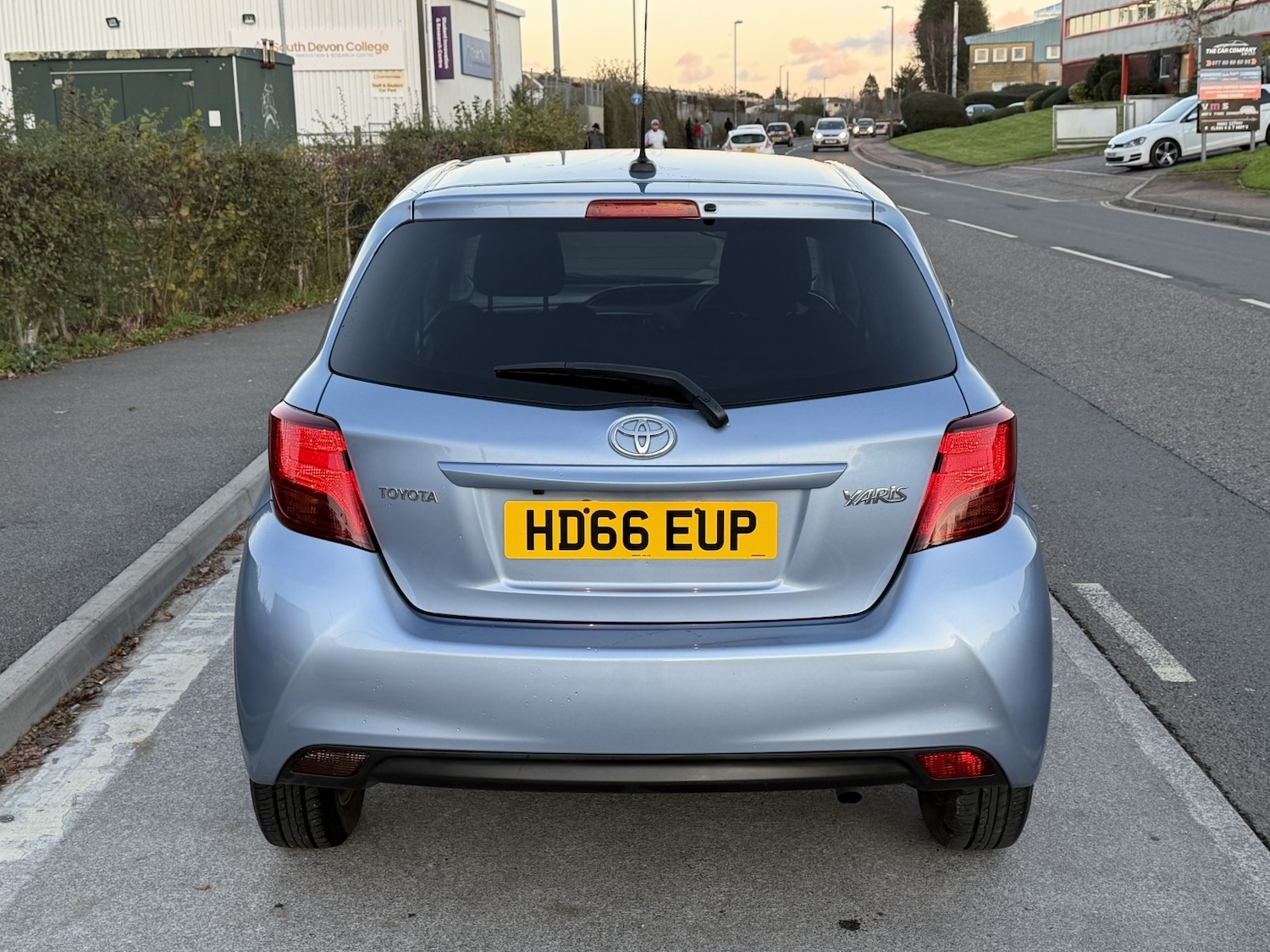 Used Toyota Yaris 2016 for sale - 76618683: Photo 12