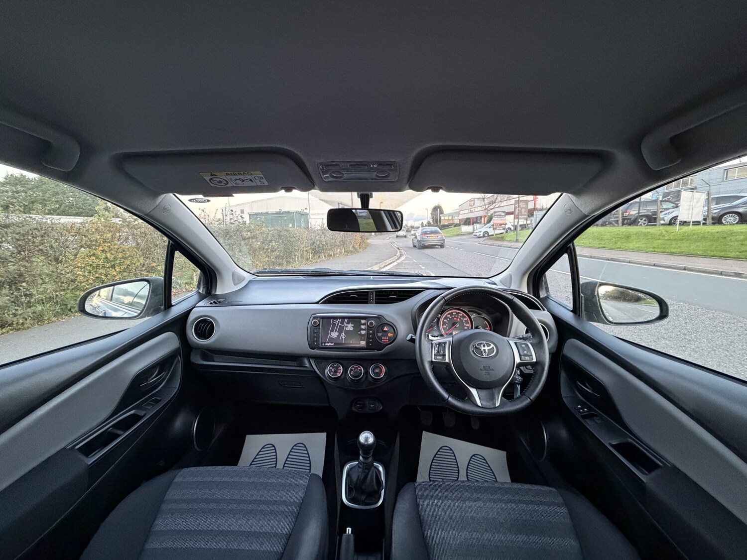 Used Toyota Yaris 2016 for sale - 76618683: Photo 23