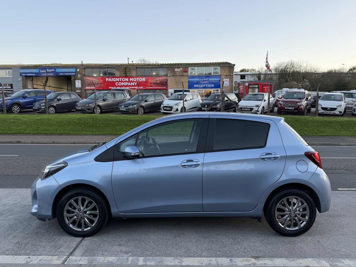 Used Toyota Yaris 2016 for sale - 76618683: Photo 8