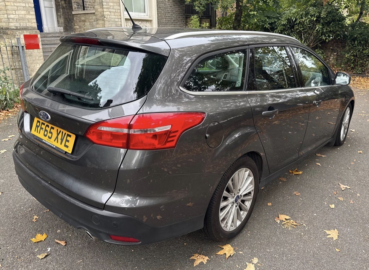 Used Ford Focus 2015 for sale - 76407634: Photo 2