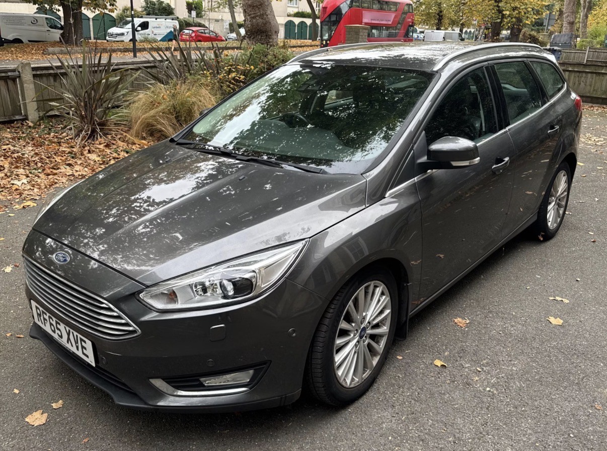 Used Ford Focus 2015 for sale - 76407634: Photo 3