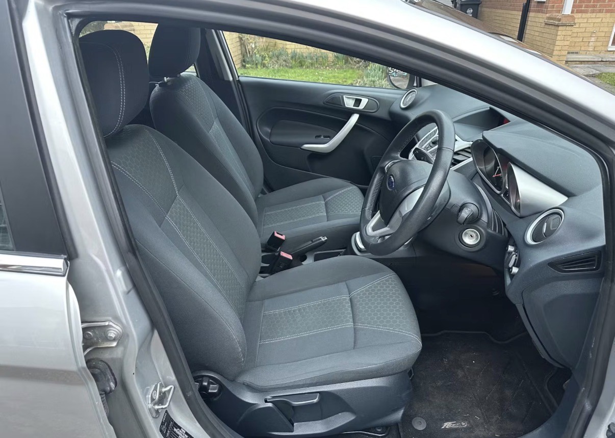 Used Ford Fiesta 2012 for sale - 77564183: Photo 4