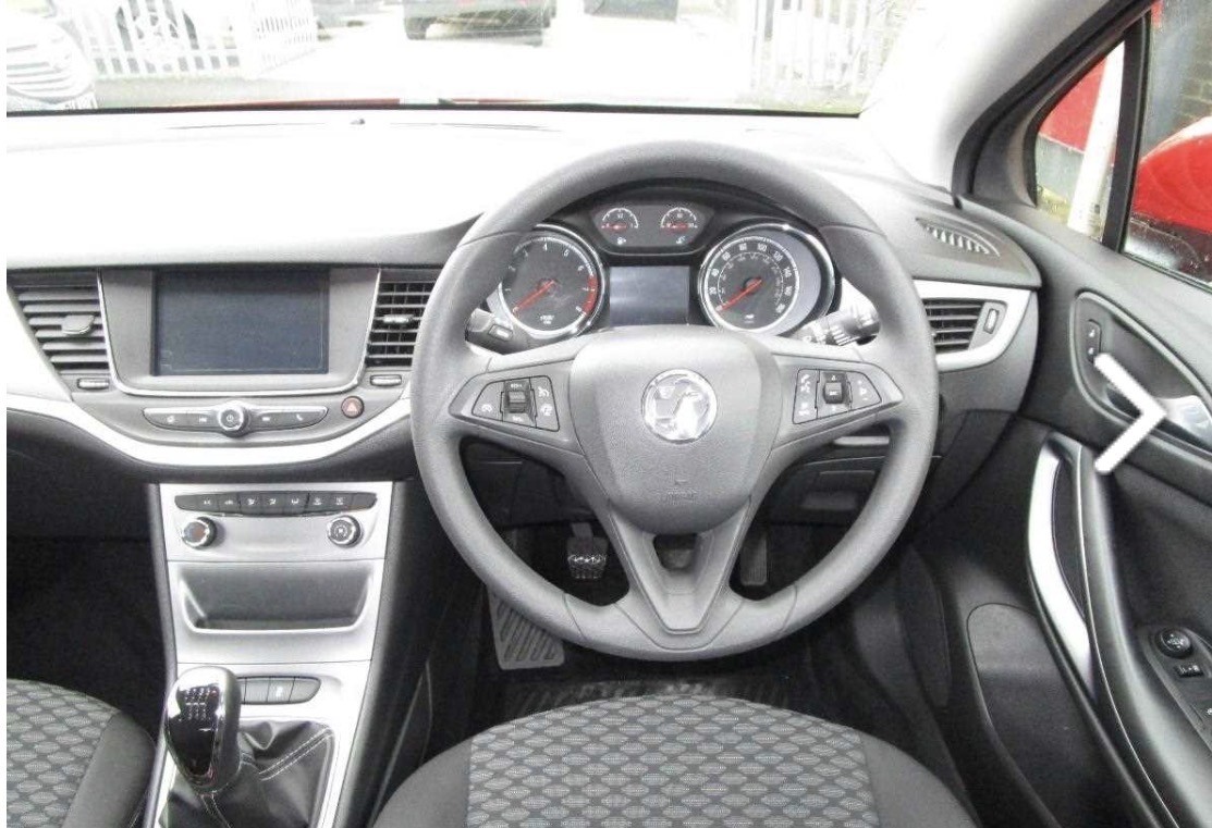 Used Vauxhall Astra 2015 for sale - 77329296: Photo 6