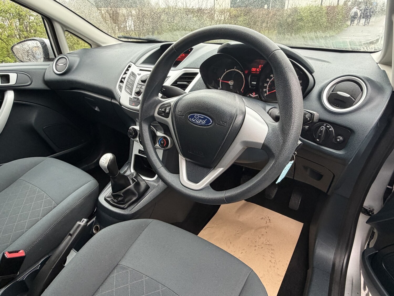 Used Ford Fiesta 2012 for sale - 77851263: Photo 12