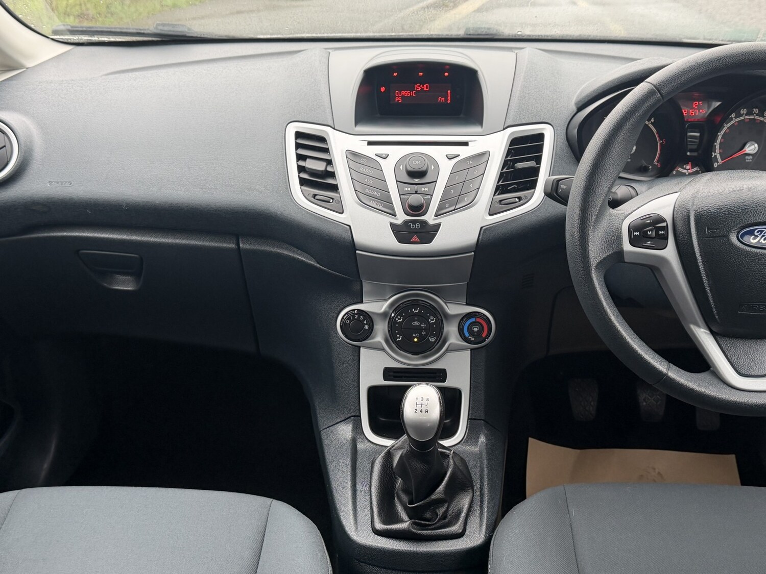 Used Ford Fiesta 2012 for sale - 77851263: Photo 19