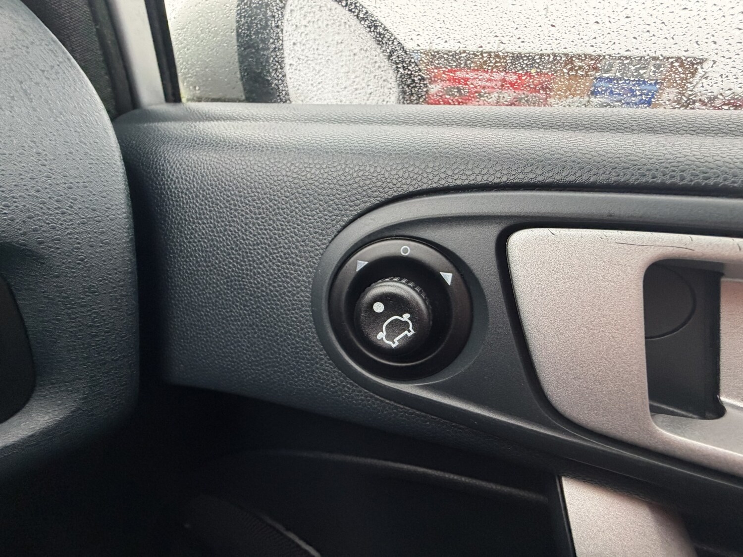 Used Ford Fiesta 2012 for sale - 77851263: Photo 28