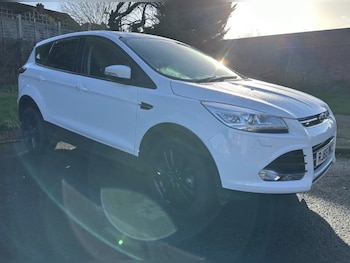 Used Ford Kuga 2015 for sale - 77065659: Photo