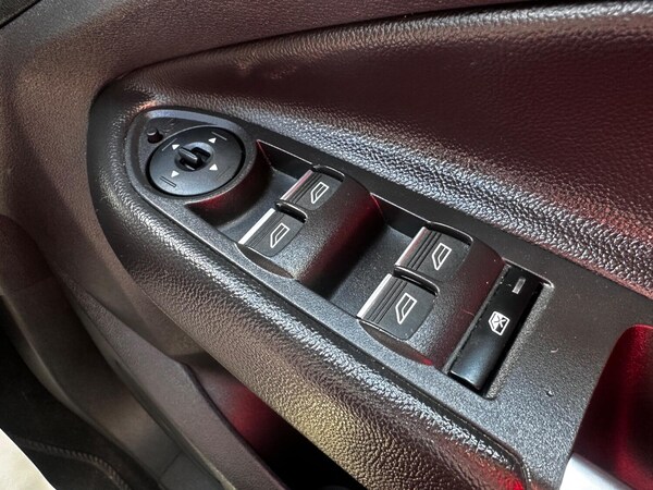Used Ford Kuga 2018 for sale - 75113552: Photo 28
