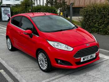 2015 - 1.0 T EcoBoost Titanium 5-Door