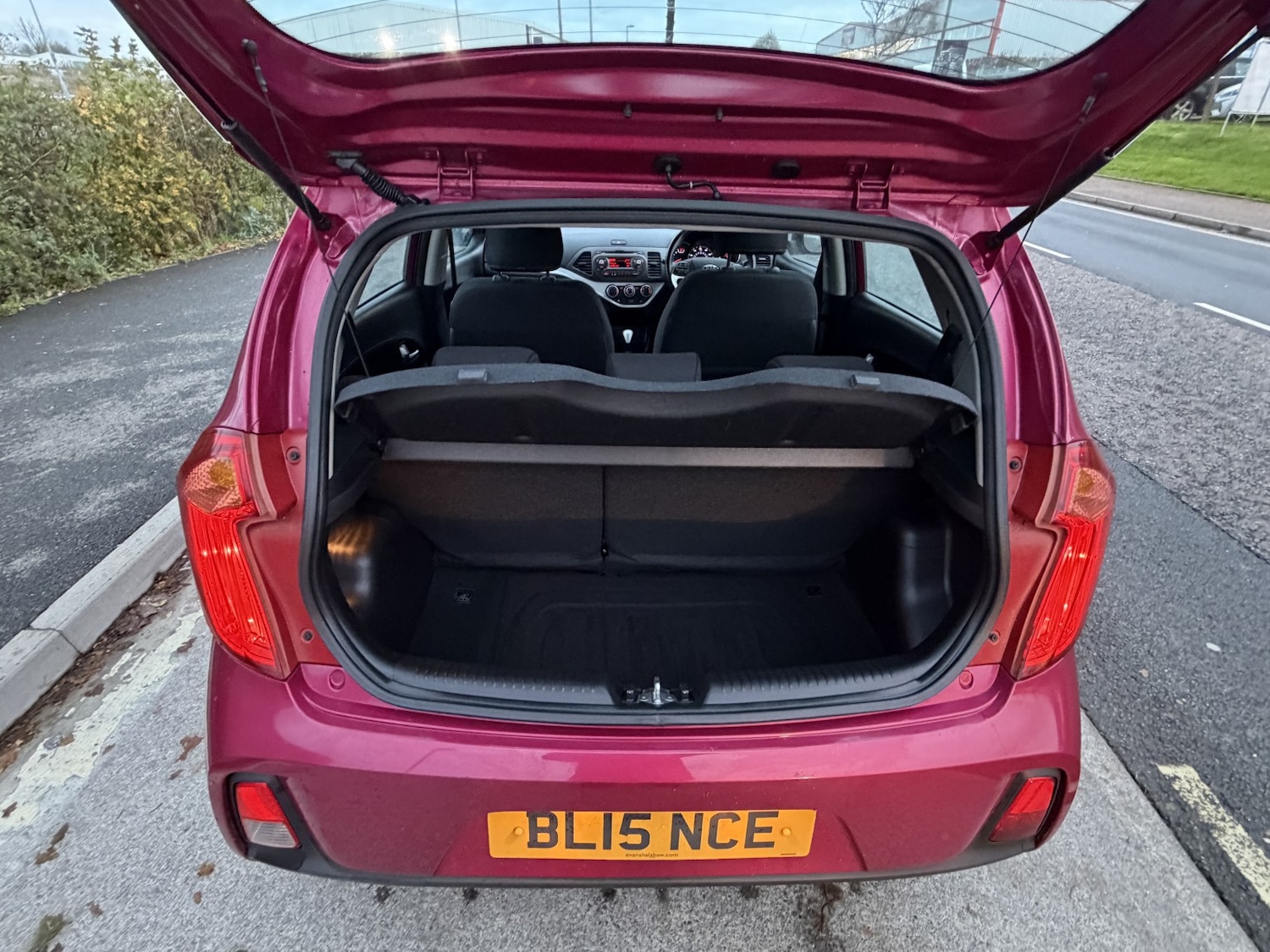 Used Kia Picanto 2015 for sale - 76547892: Photo 14