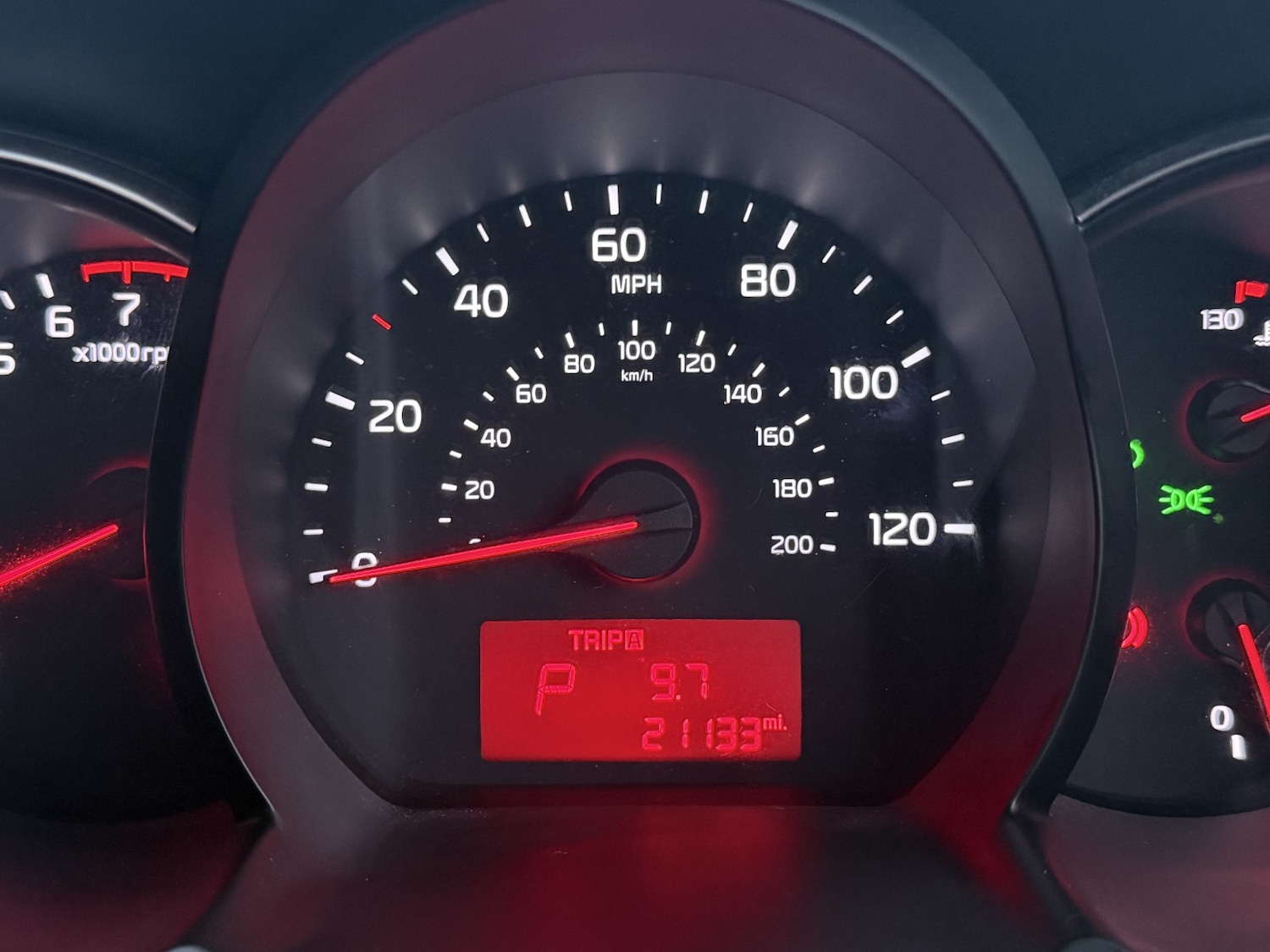 Used Kia Picanto 2015 for sale - 76547892: Photo 24