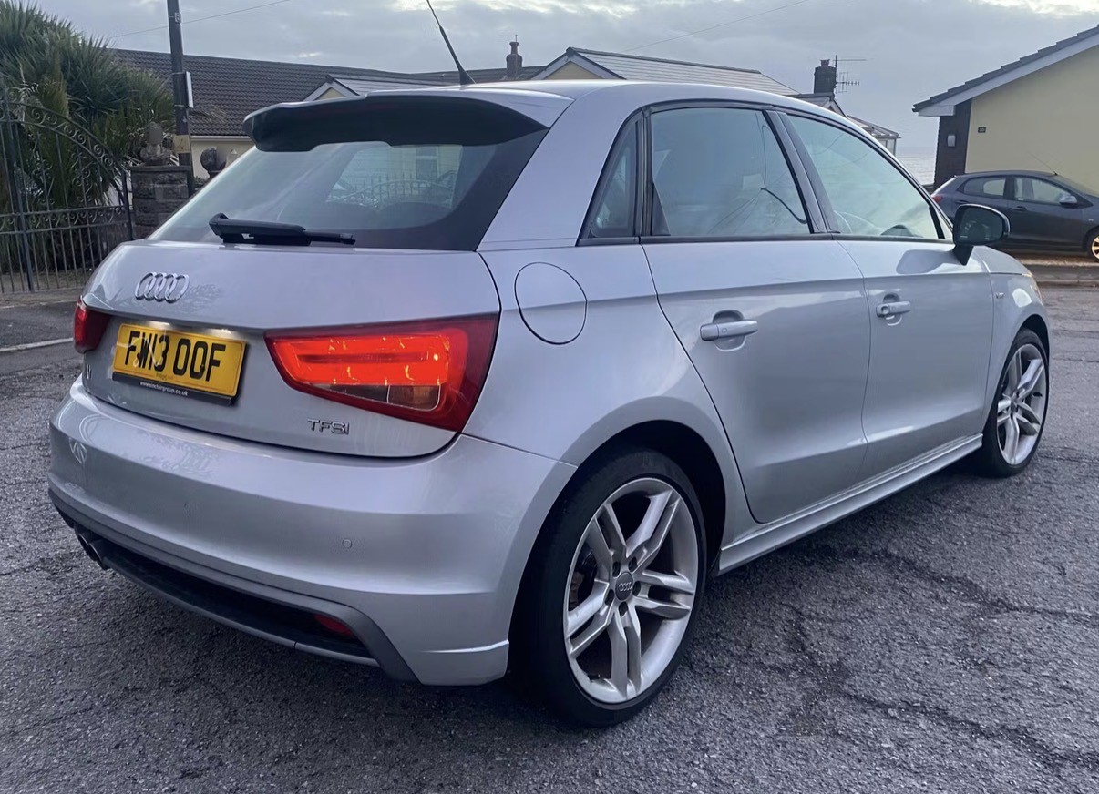 Used Audi A1 2013 for sale - 77822246: Photo 4
