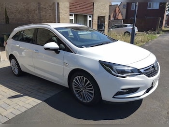 Used Vauxhall Astra 2018 for sale - 79246603: Photo