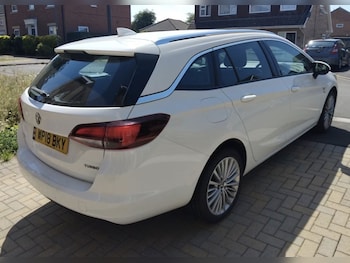 Used Vauxhall Astra 2018 for sale - 79246603: Photo